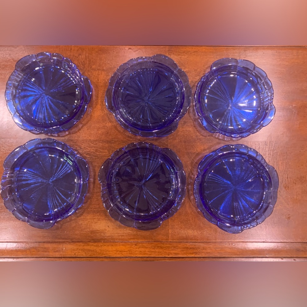 Vintage Set of 6 Savior Vivre Blue Glass Plates-Elegant Dinnerware 8”Made Italy